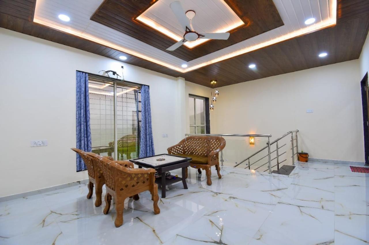 Villa Beauty And The Beast 4Bhk à Lonavala Extérieur photo